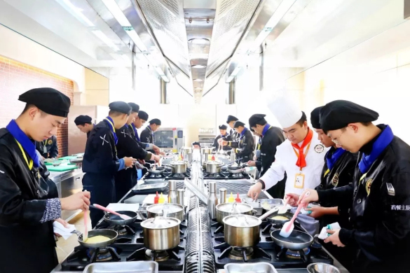 新时代新征程:新东方烹饪母公司中国东方教育成功上市