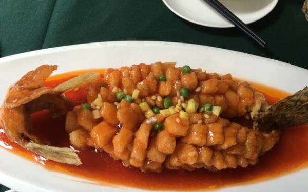 菜品装盘勺功运用技巧_烹饪技巧